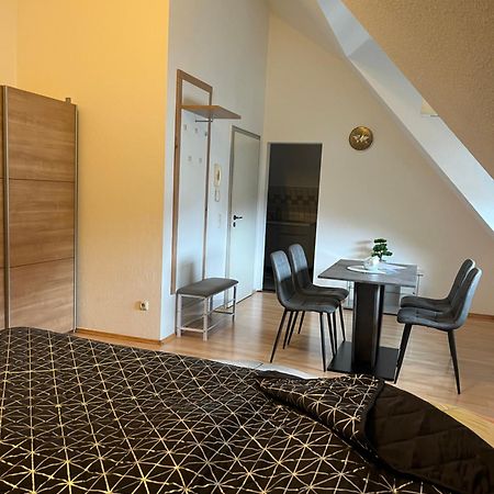 Zimmer Zum Vermieten Direkt An Der Donau Und Am Schloss Neuburg an Der Donau Exteriér fotografie