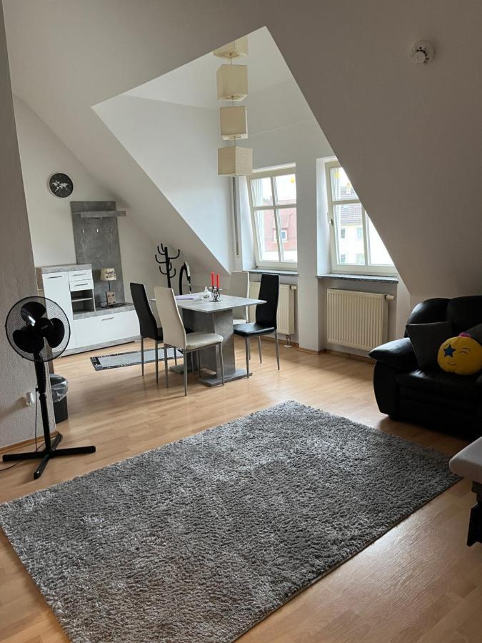 Zimmer Zum Vermieten Direkt An Der Donau Und Am Schloss Neuburg an Der Donau Exteriér fotografie
